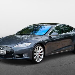 Tesla Model S 2015