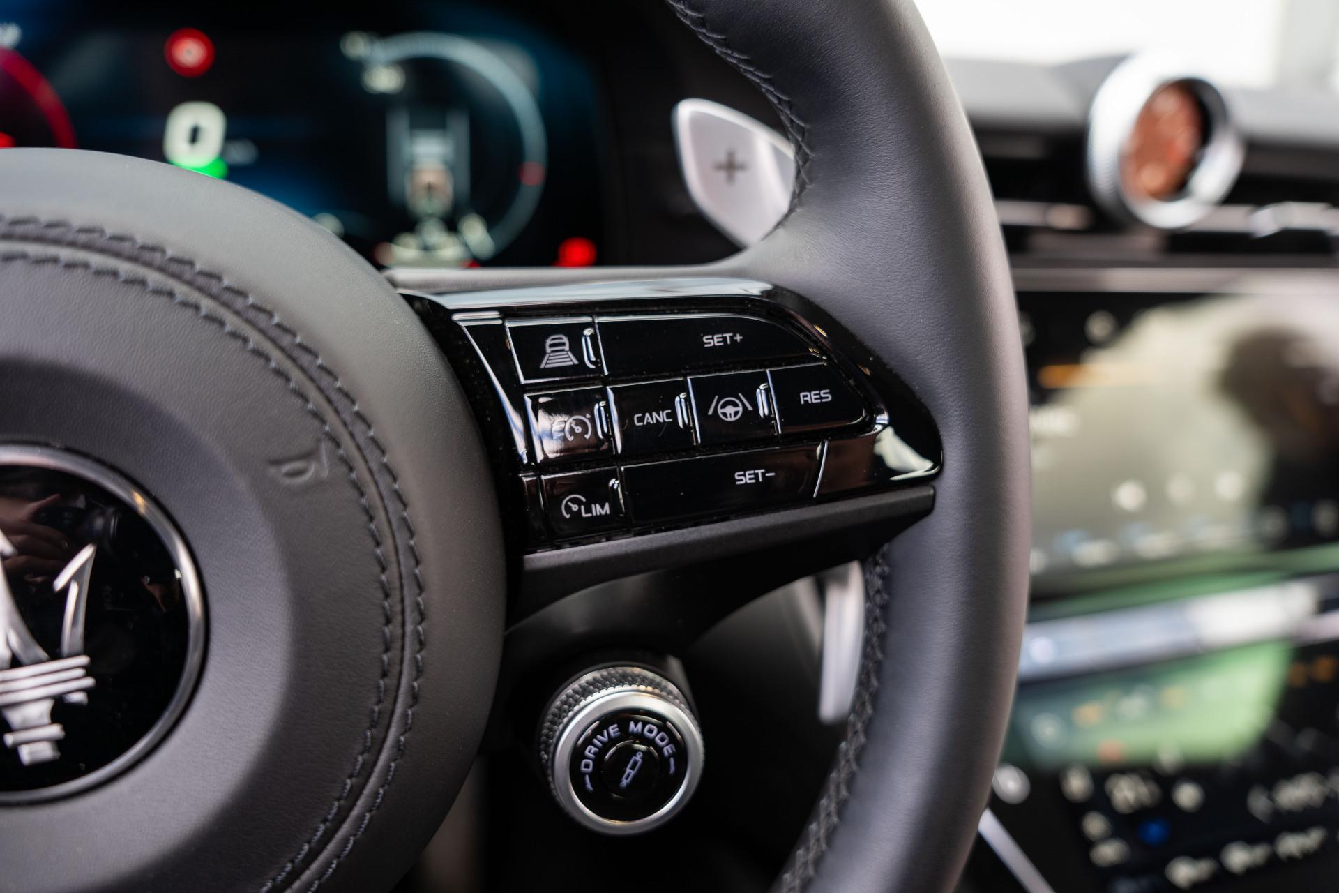 GranCabrio-14680931-Maserati-15