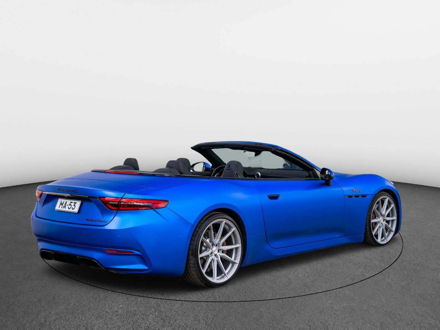 GranCabrio-14680931-Maserati-2