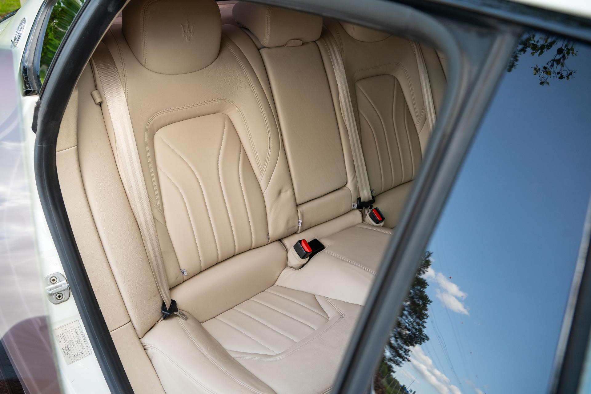 Quattroporte-15101050-Maserati-13