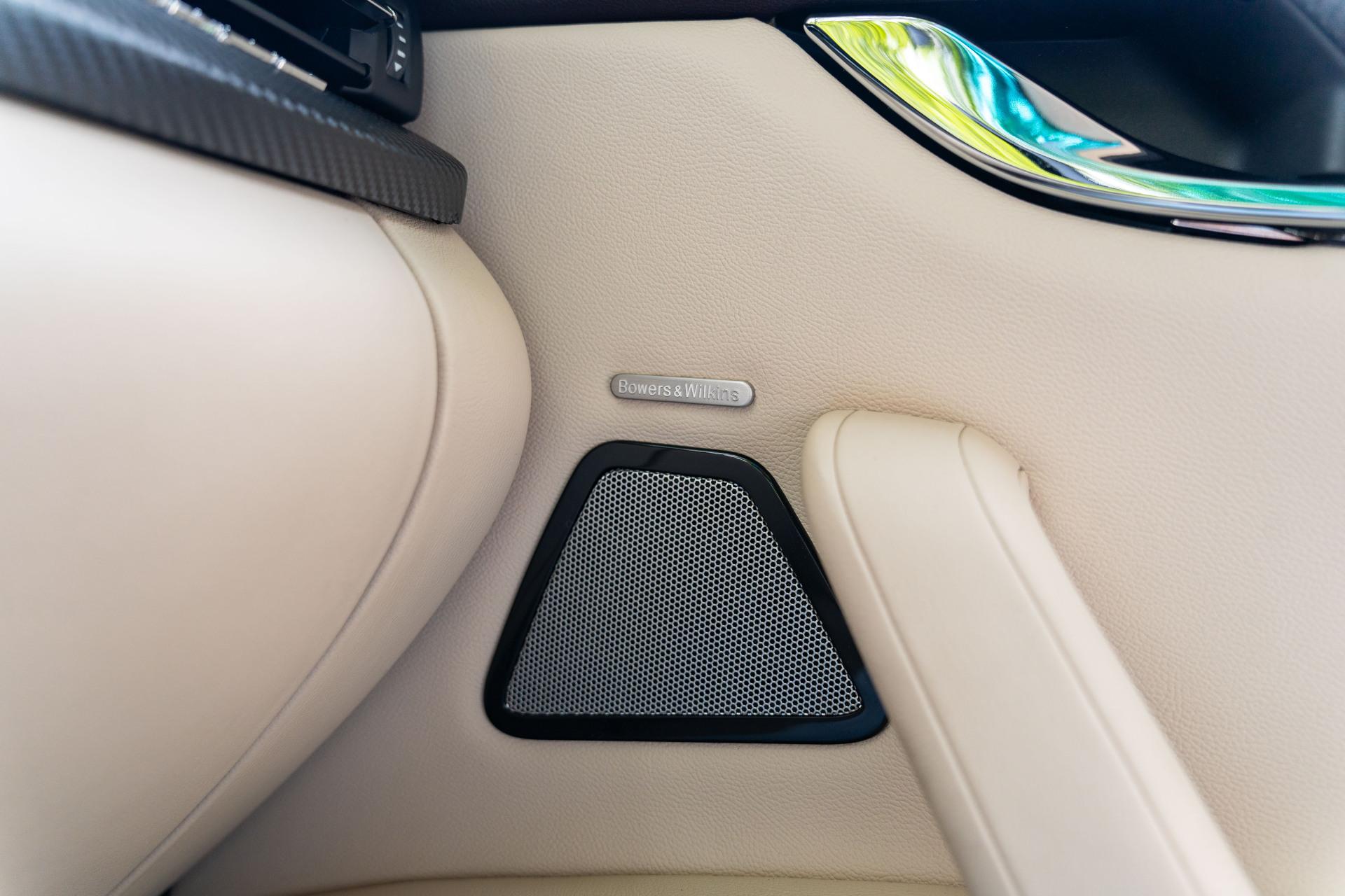 Quattroporte-15101050-Maserati-20