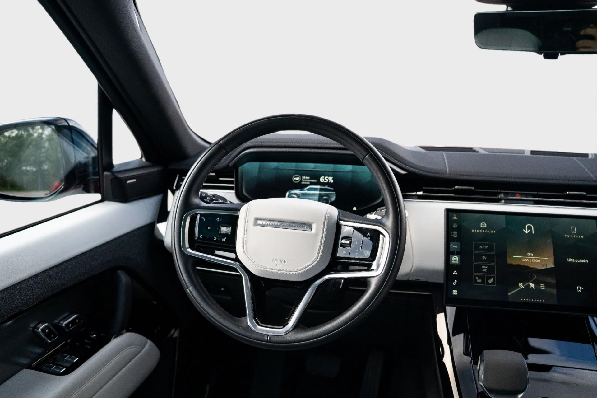 Range-Rover-Sport-15333177-Land-Rover-11