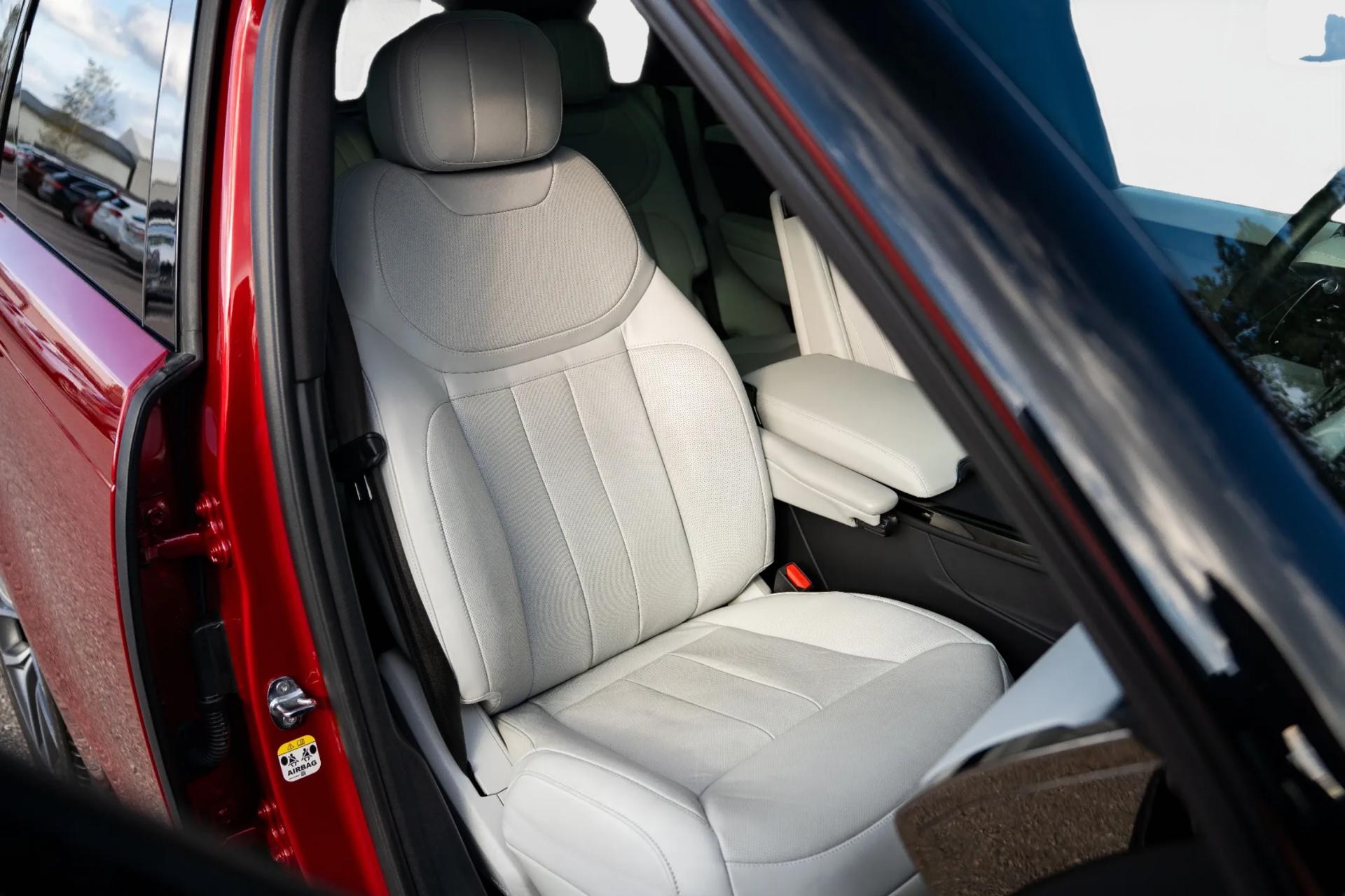 Range-Rover-Sport-15333177-Land-Rover-14