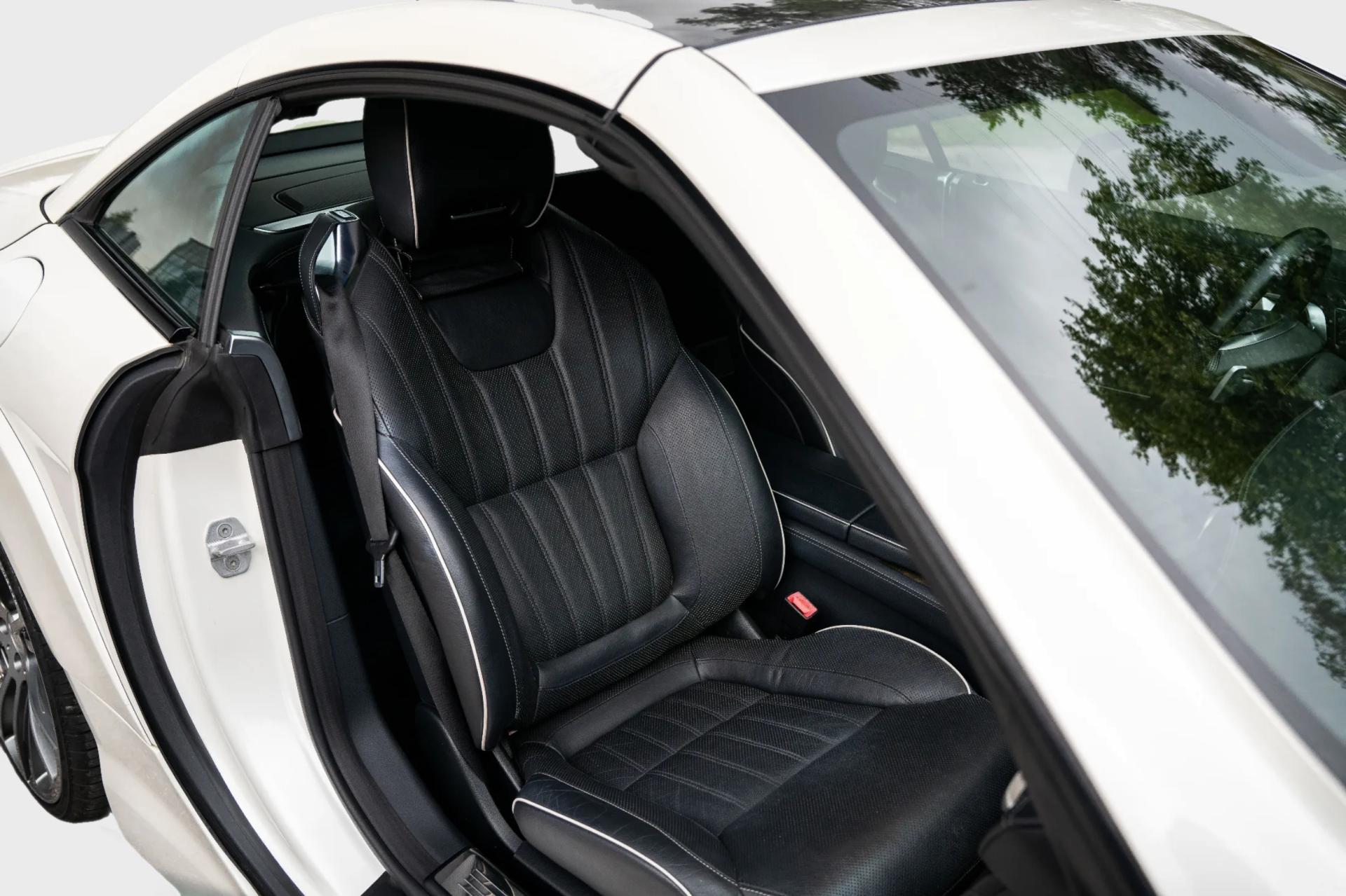 SL-15237606-Mercedes-Benz-9