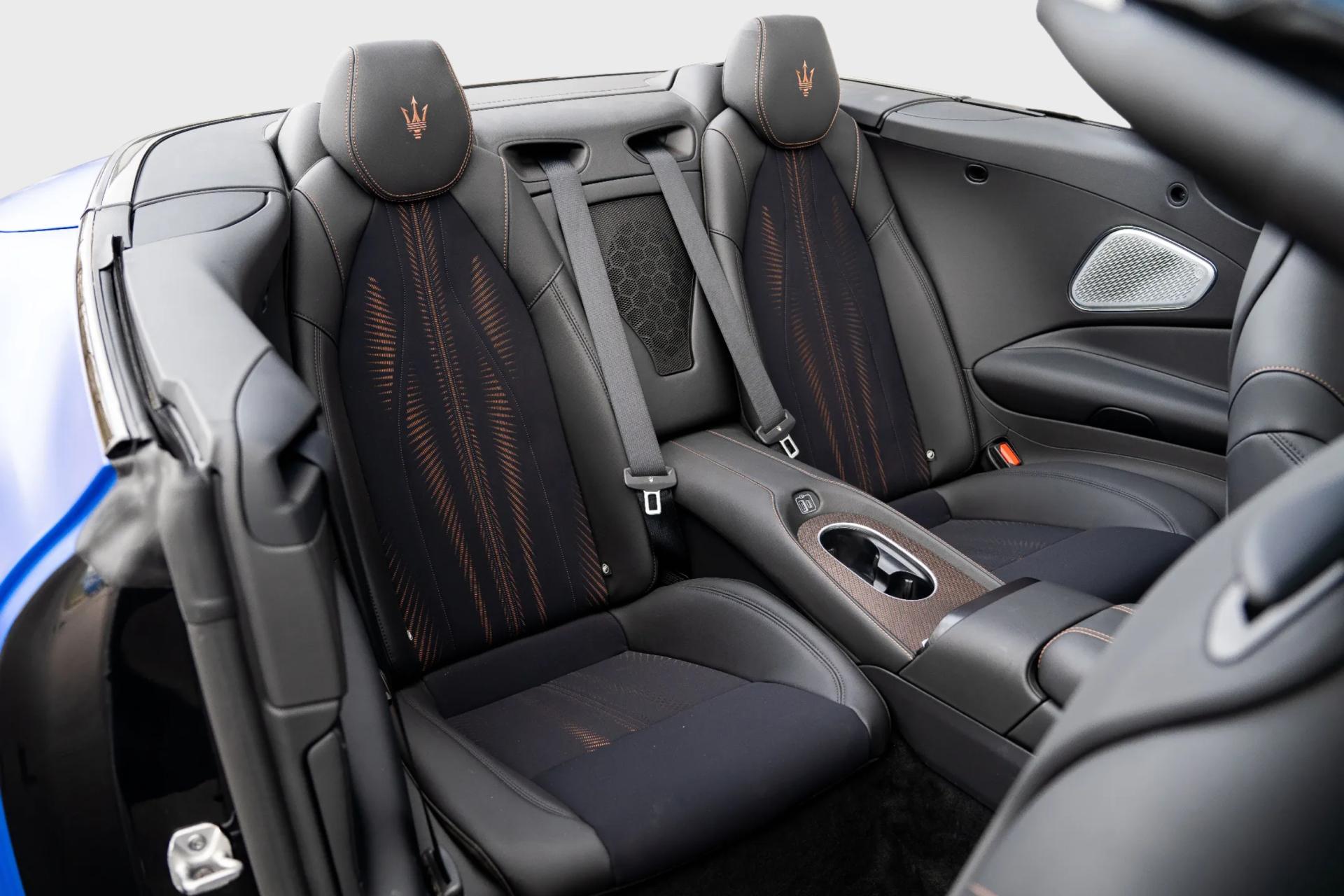 GranCabrio-14680931-Maserati-13