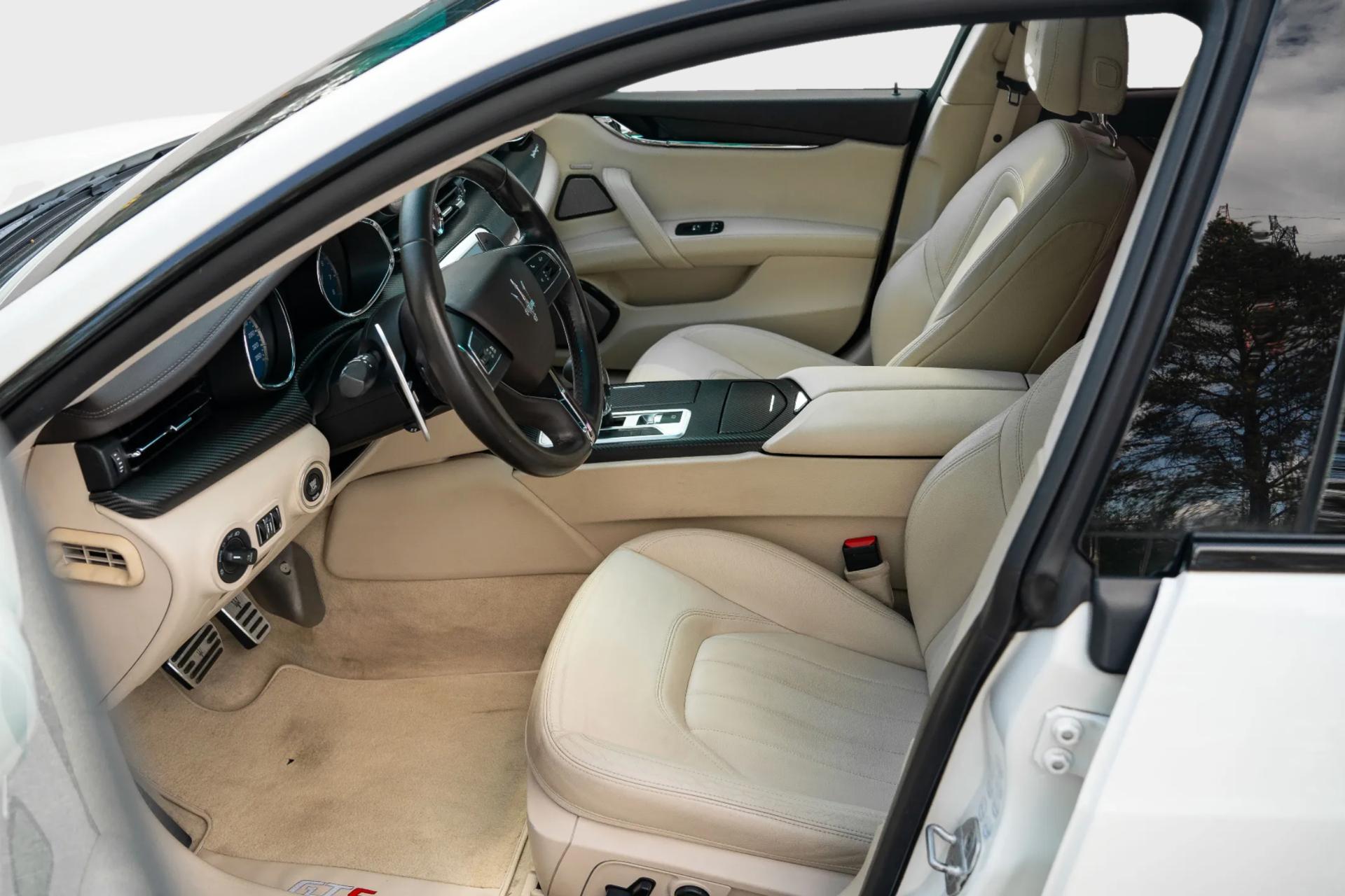 Quattroporte-15101050-Maserati-10