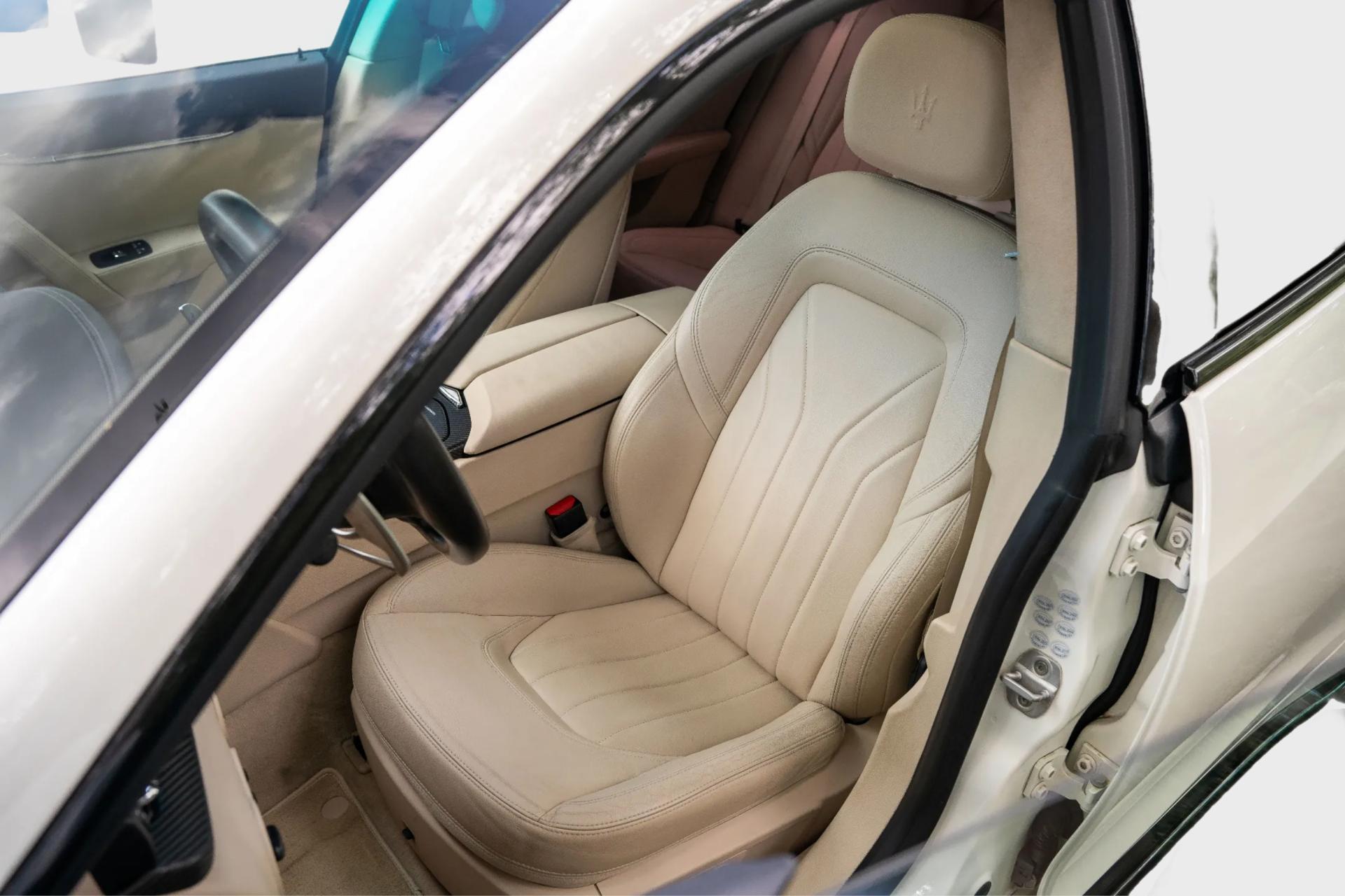 Quattroporte-15101050-Maserati-11