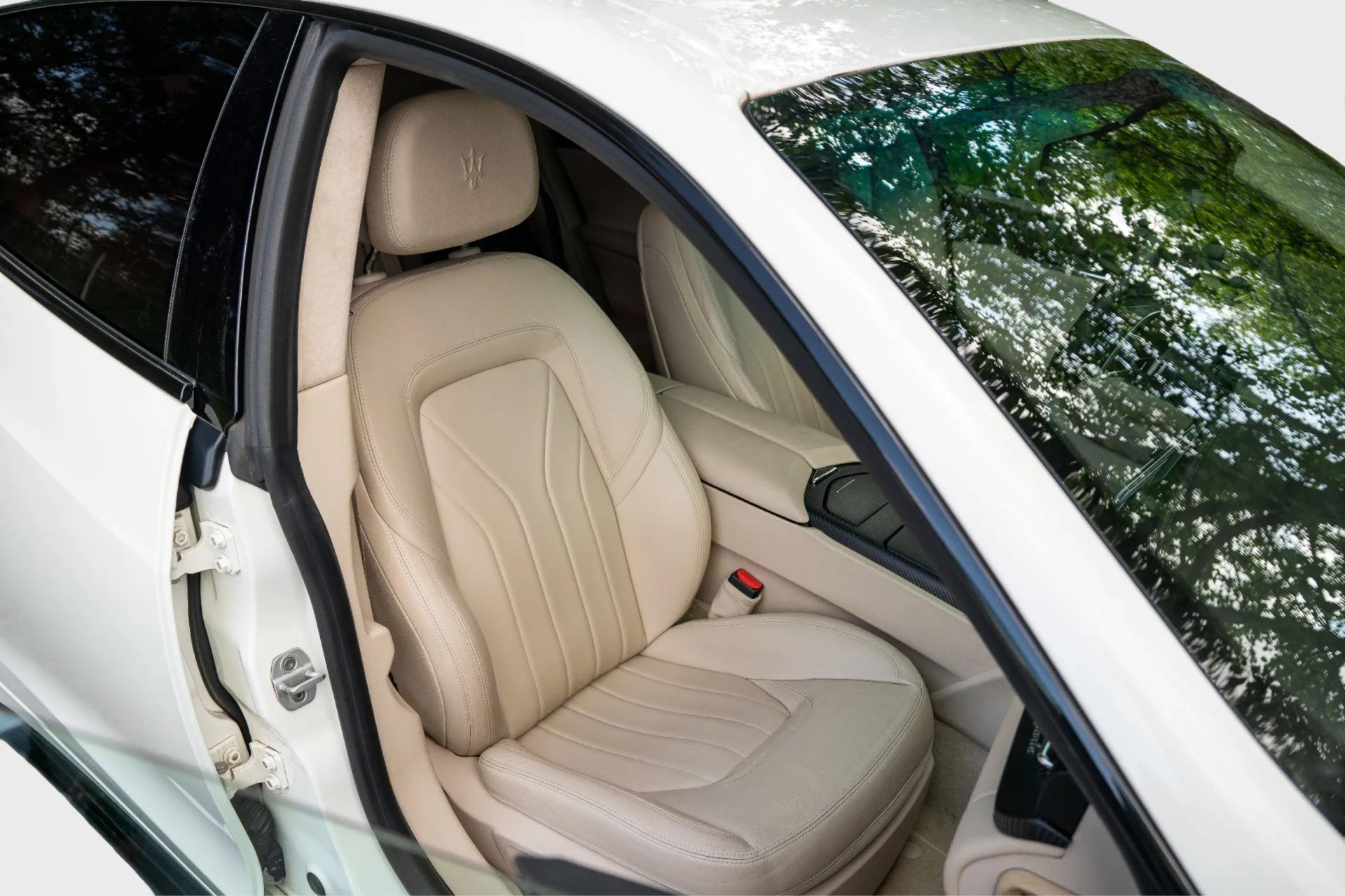 Quattroporte-15101050-Maserati-15