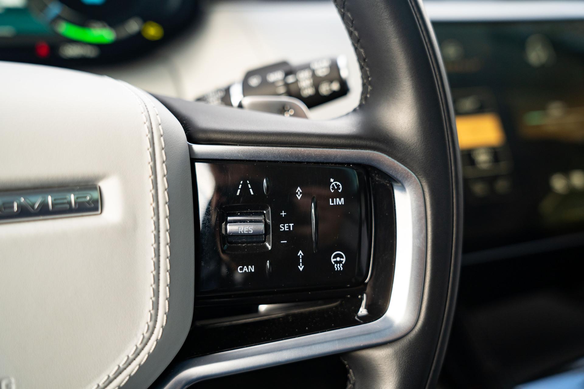 Range-Rover-Sport-15333177-Land-Rover-21